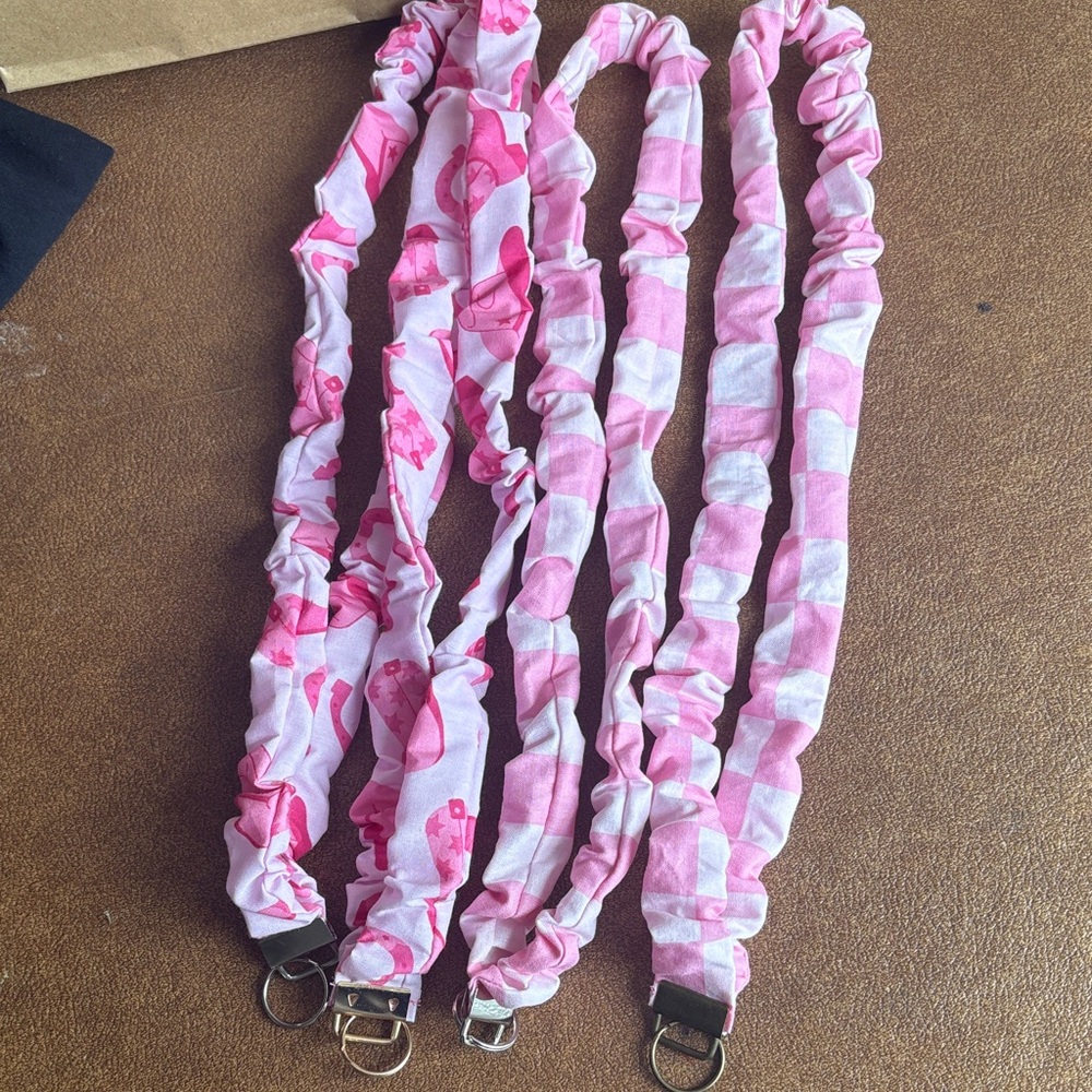 Pink Checkered Key & Card Holder Lanyard